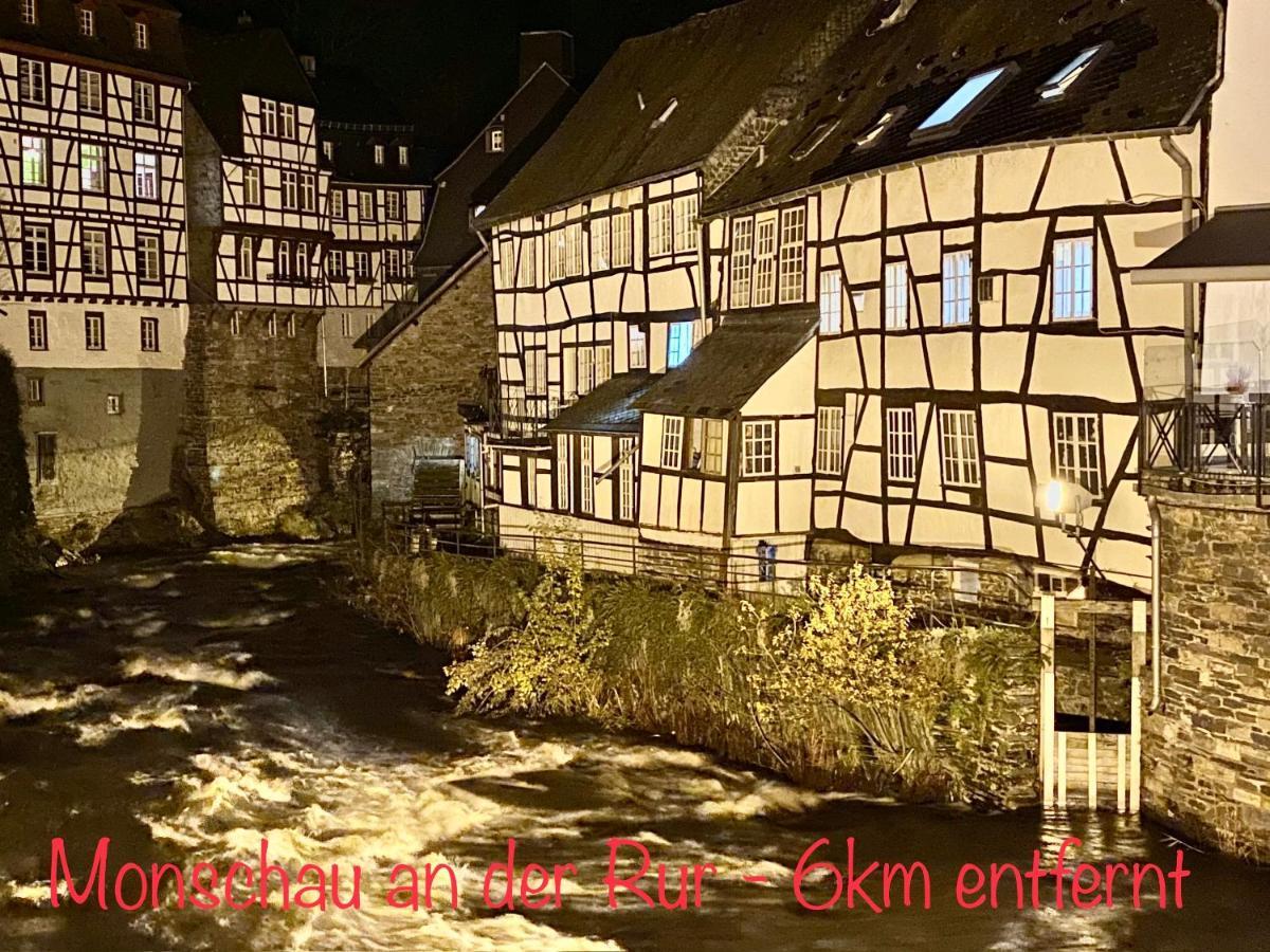 Hof Vierzehnender Im Hohen Venn - 70Qm Fachwerk-Studio - Grosses Wohn-Schlafzimmer Mit Dachterrasse Und Kaminofen - Separate Kueche - Perfekt Fuer Paare - Monschau - Eifel - Hunde Willkommen - Islandpferde Extérieur photo