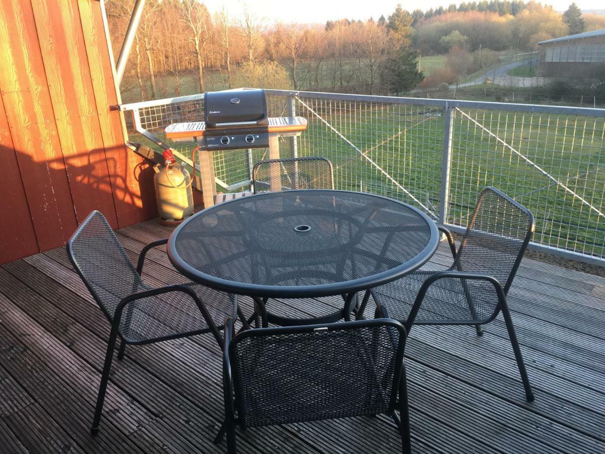 Hof Vierzehnender Im Hohen Venn - 70Qm Fachwerk-Studio - Grosses Wohn-Schlafzimmer Mit Dachterrasse Und Kaminofen - Separate Kueche - Perfekt Fuer Paare - Monschau - Eifel - Hunde Willkommen - Islandpferde Extérieur photo